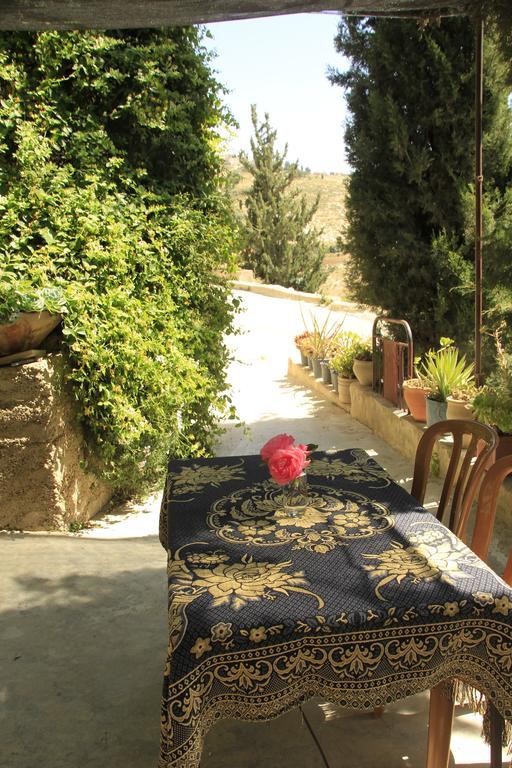 Hosh Al Subbar Hotel Витлеем Стая снимка